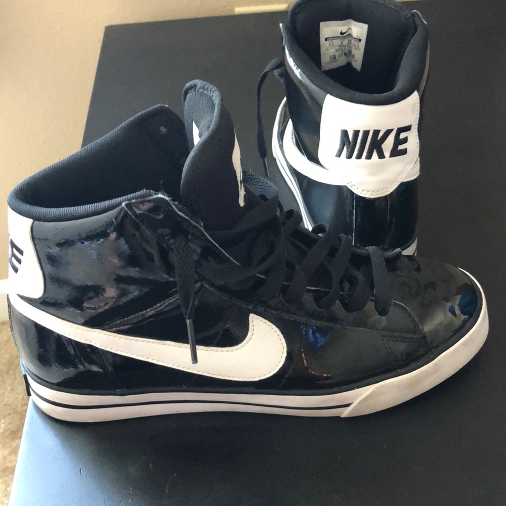 Nike Women’s Sweet Classic High Sneakers